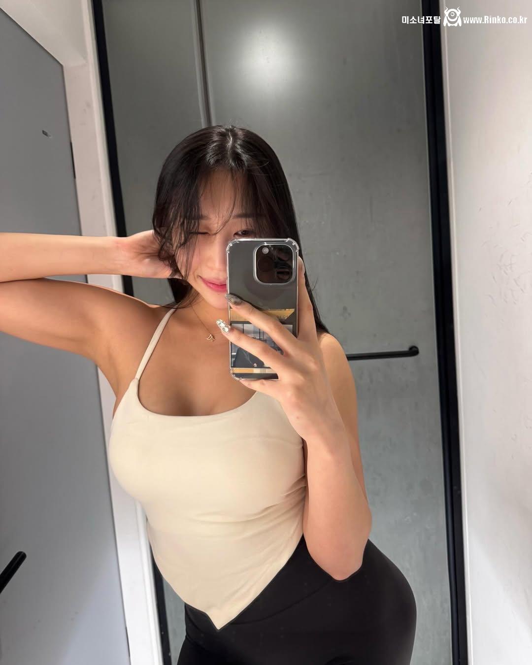 인스타 모델_112149_14.jpg