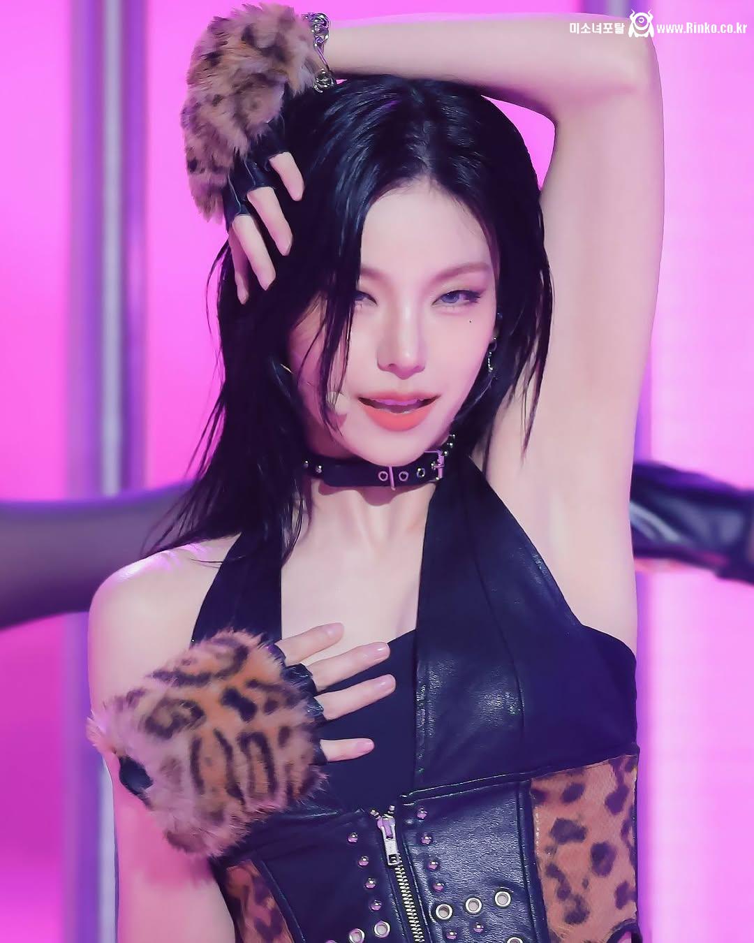 야심한 밤에 예지_112306_1.jpg