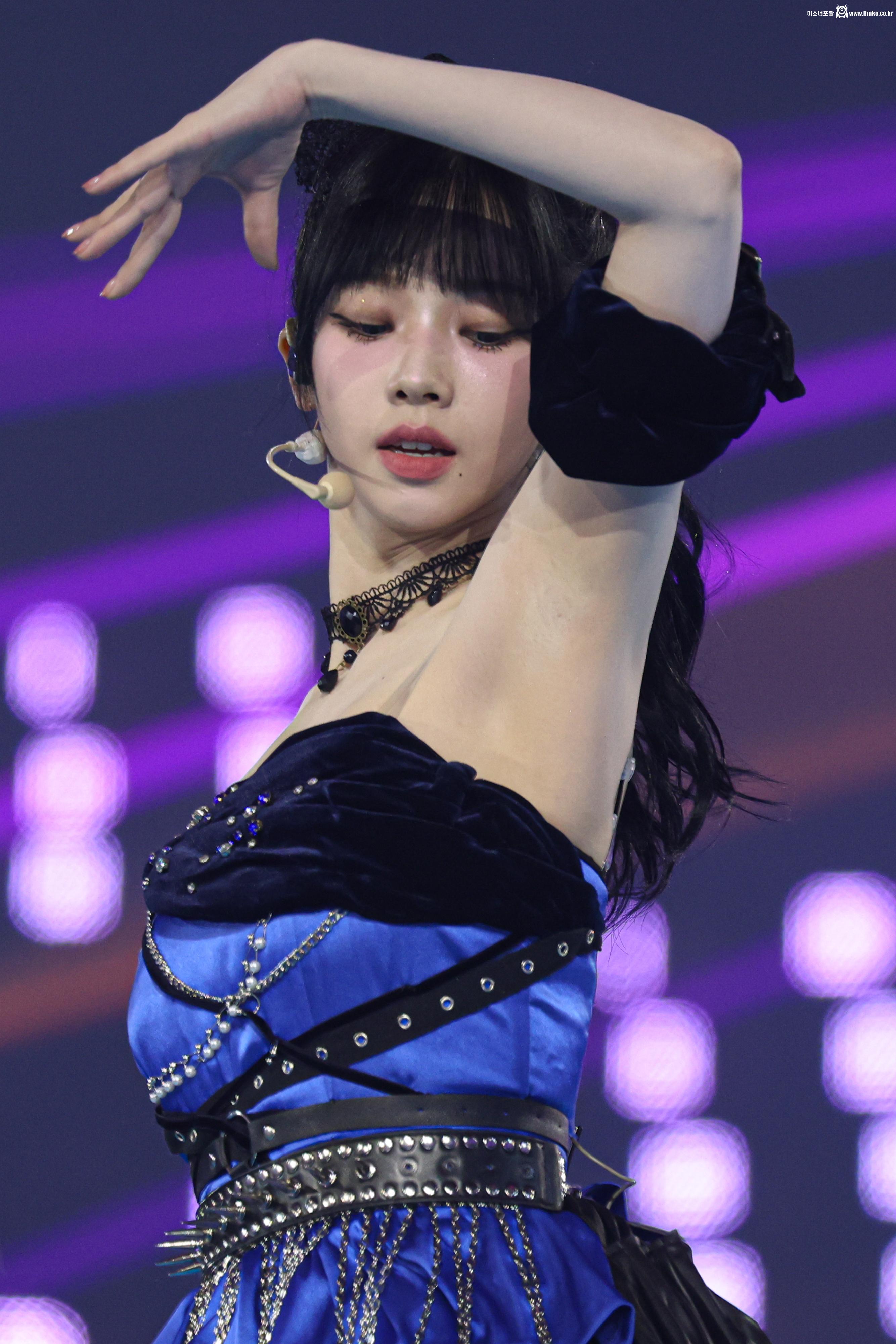 에스파 카리나 겨드랑이_112402_2.jpg