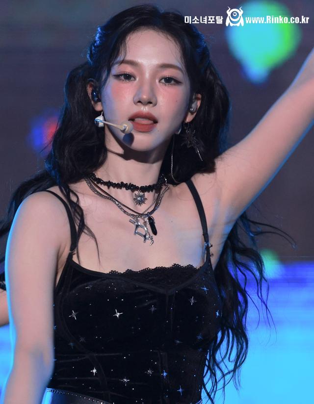 카리나때메 존나 힘들다_112459_6.png.jpg