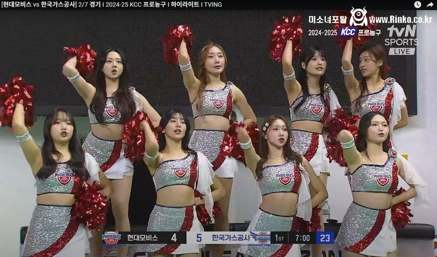 농구장 겨드랑이 파티_112487_1.jpg