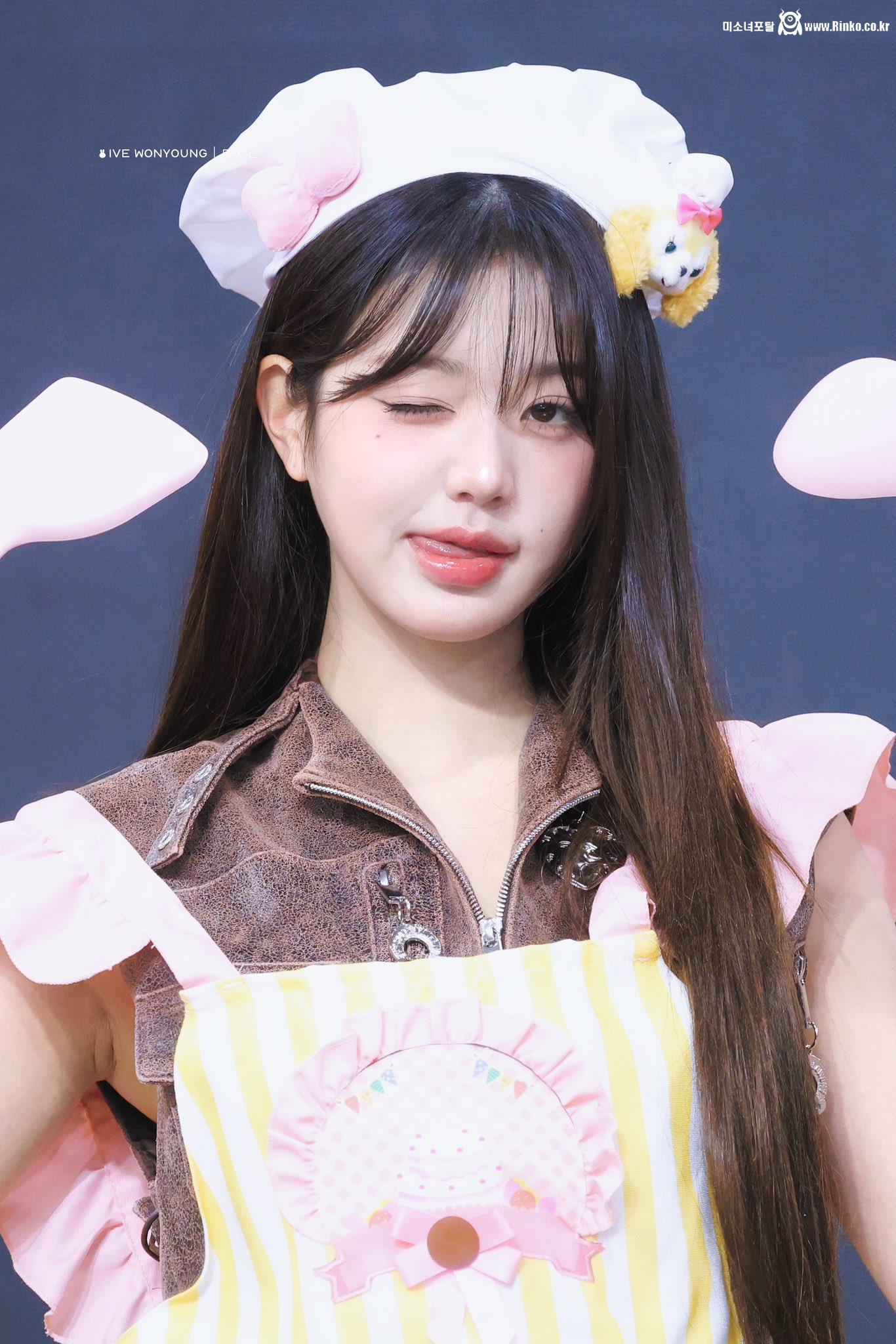 아이브 장원영 겨드랑이_112509_4.jpg