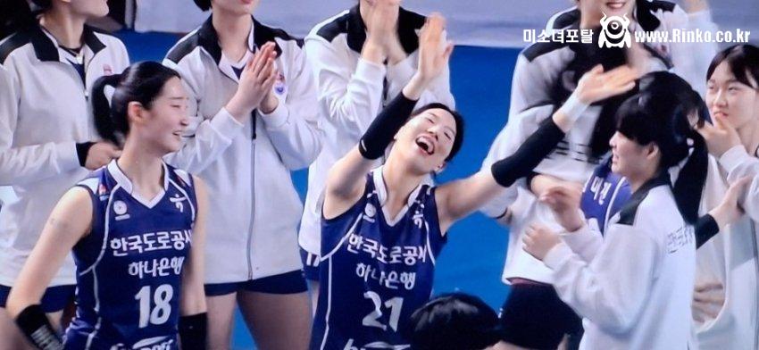 도로공사의 비주얼 담당, 이예은_112625_8.jpg