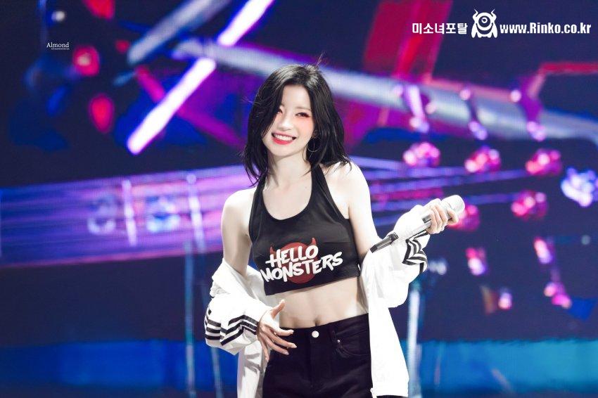 베이비몬스터 ㄱ쩌러_112692_2.jpeg