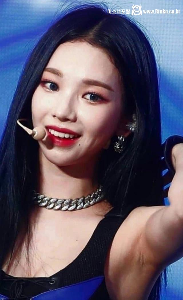 내돈내산 카리나_112824_1.jpg