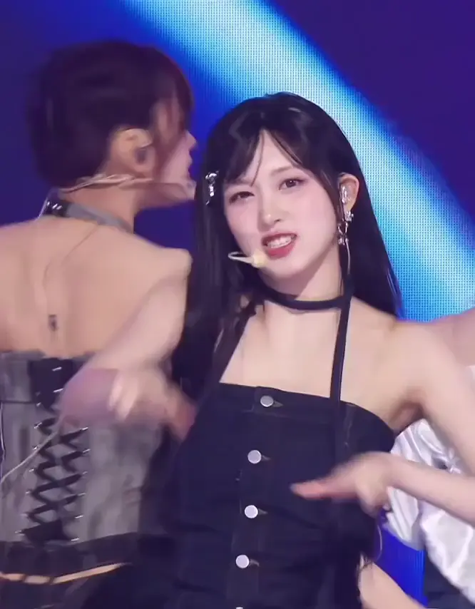 아이브 가을 겨드랑이_112827_3.webp