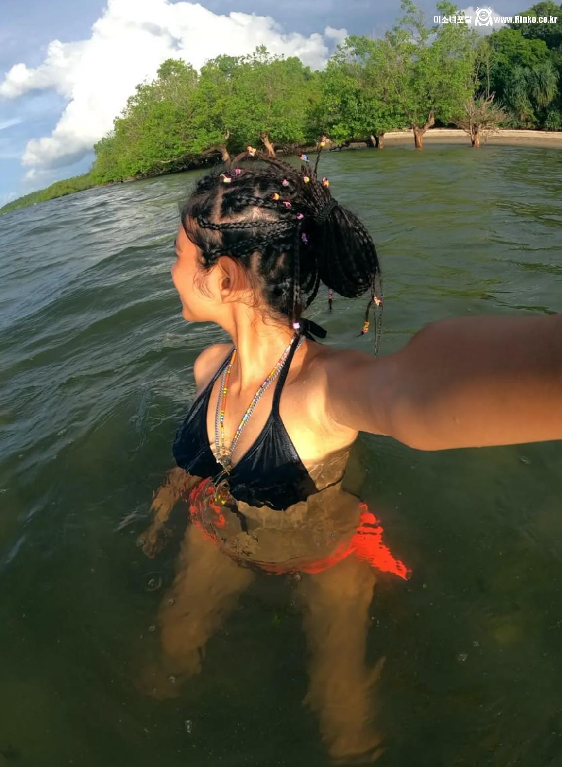 (추억) 겨드랑이는 겨드랑이 인도는 인도_112885_1.png.jpg