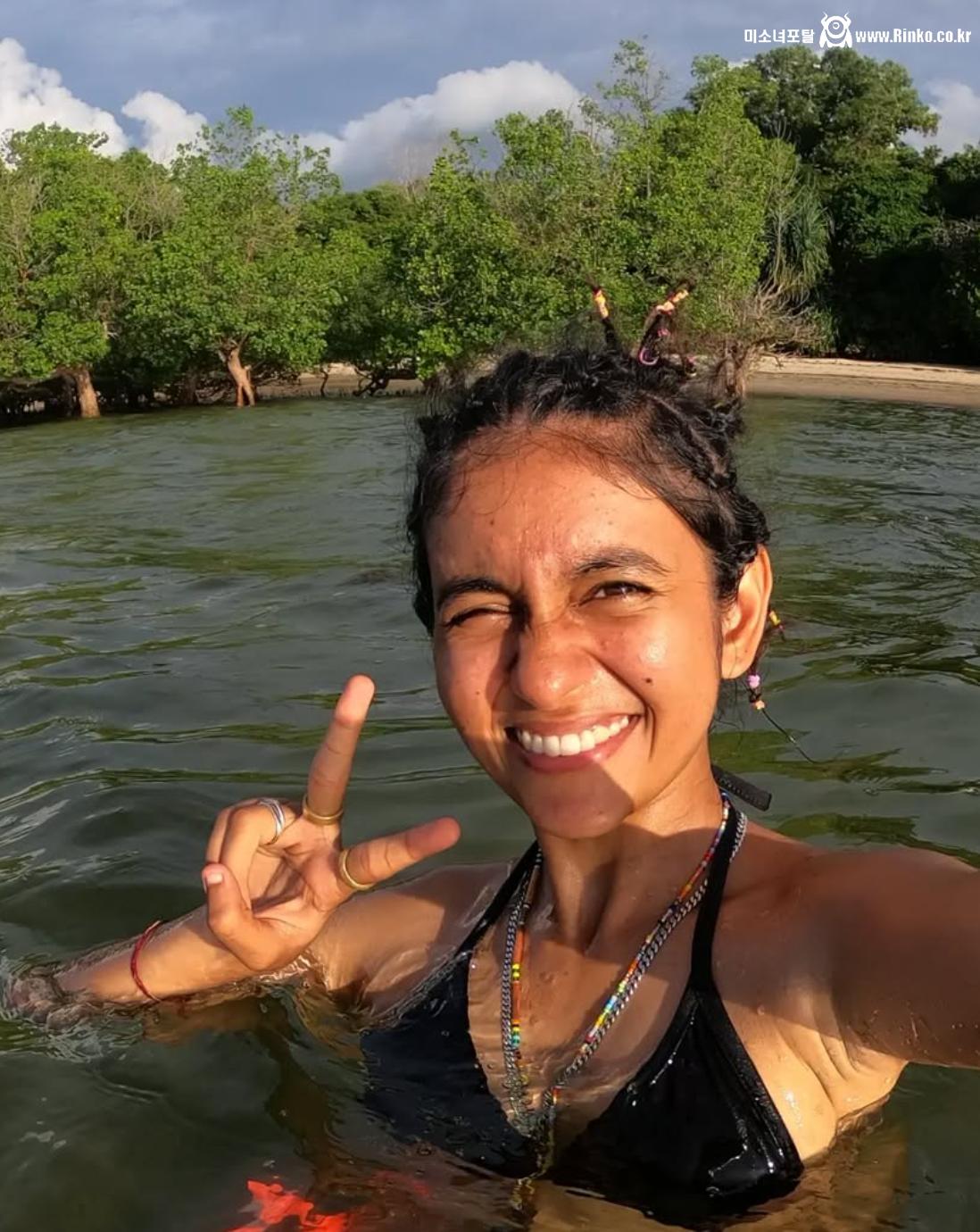 (추억) 겨드랑이는 겨드랑이 인도는 인도_112885_2.png.jpg