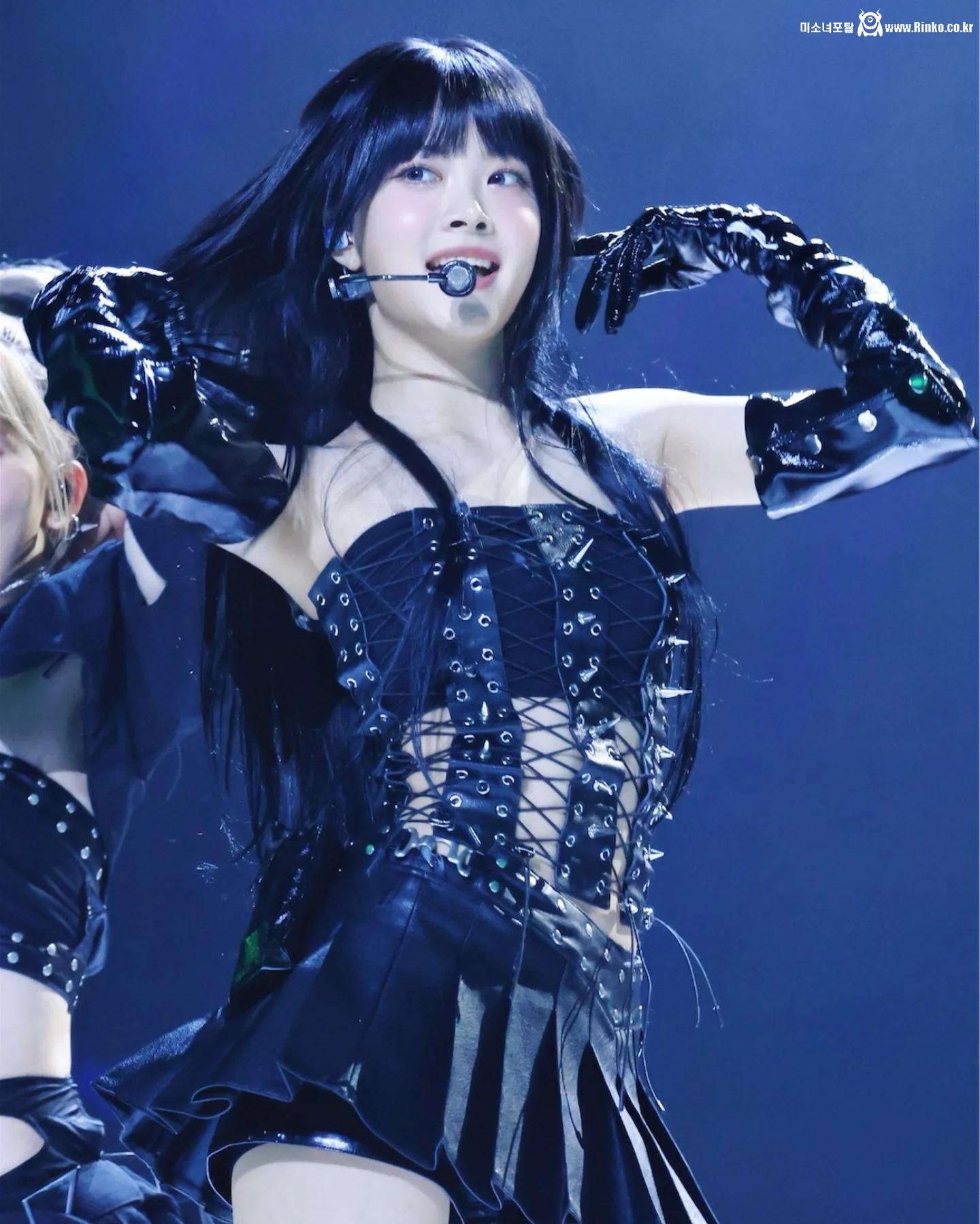 르세라핌 홍은채 겨_112895_1.webp.jpg