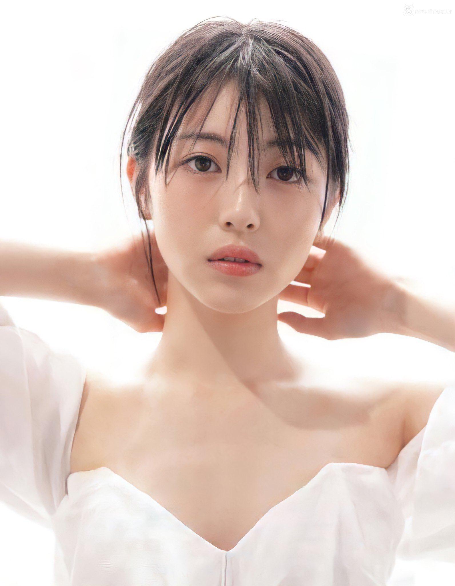 하마베 미나미 겨드랑이_112878_5.jpg