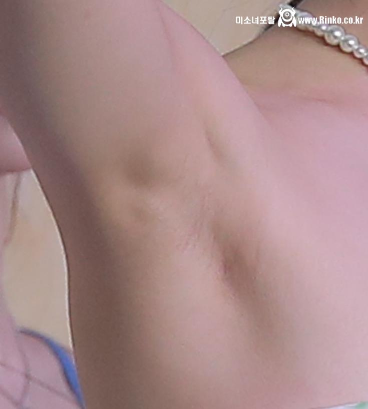 오마이걸 유빈 3단 확대 겨드랑이_112911_3.jpg