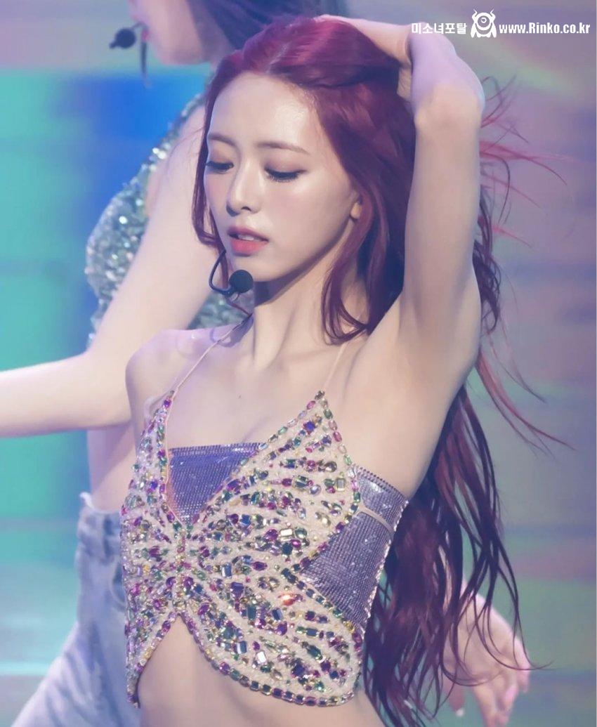 유나 모음_112917_3.jpg