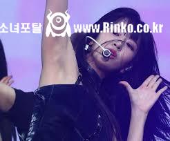 안유진 겨드랑이_113076_2.jpeg