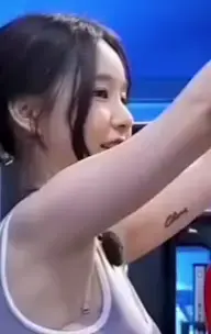 BJ츄정 겨드랑이 플러팅_113119_4.webp