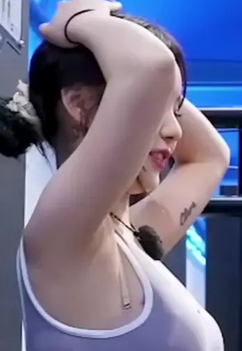 BJ츄정 겨드랑이 플러팅_113119_8.webp