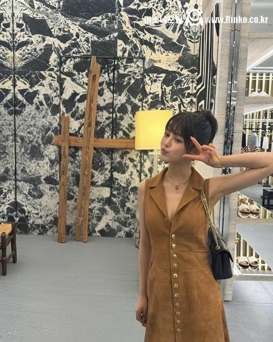 갤럭시 AI로 지워서 만들어본 겨짤_113277_3.jpg