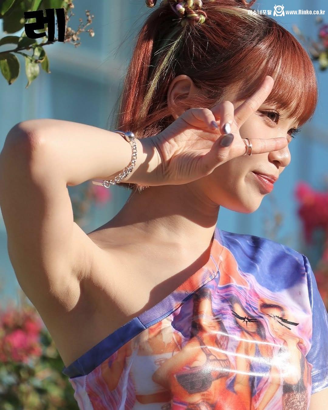 르세라핌 김채원 겨드랑이_113688_2.jpg