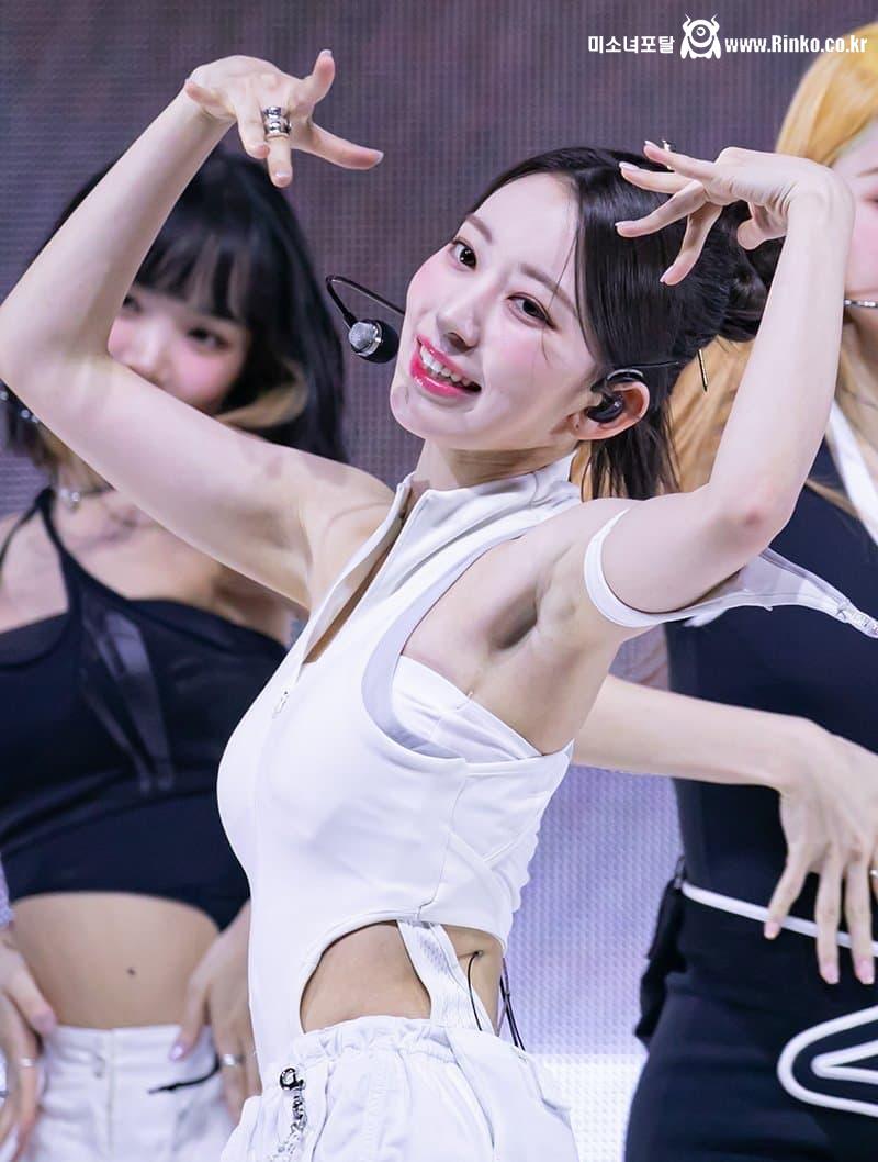 고화질) 사쿠라 움푹 켜_114194_2.jpg