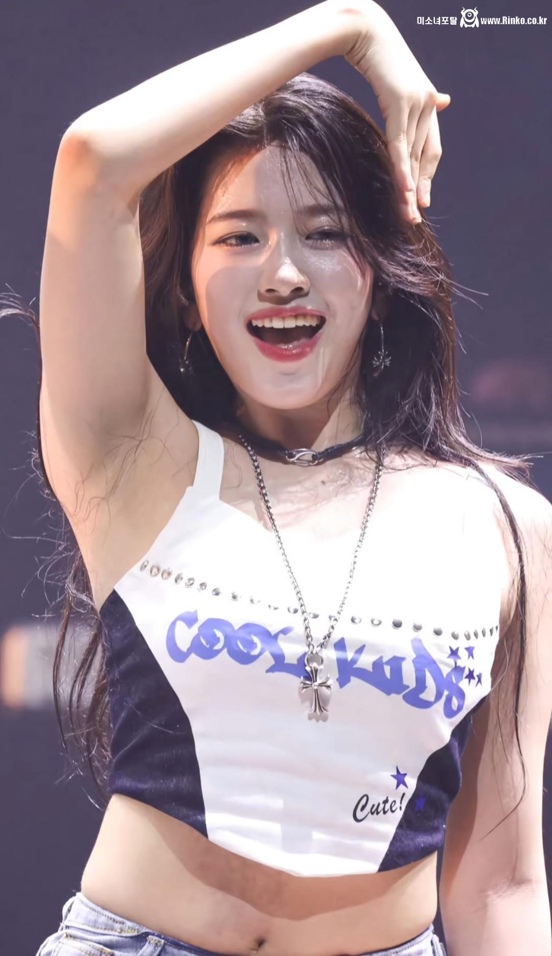 안유진 단 한장!_114160_1.jpg