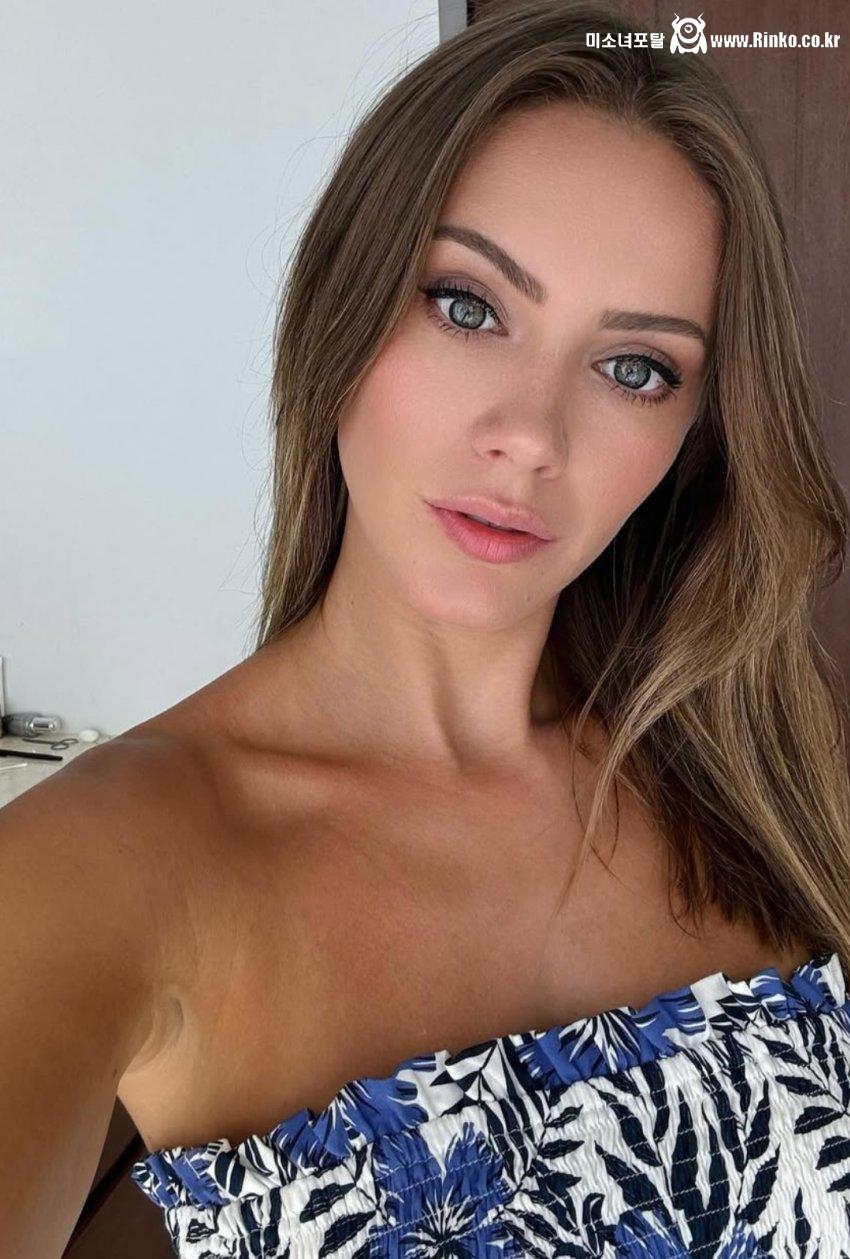 외국 누나_114625_6.jpg