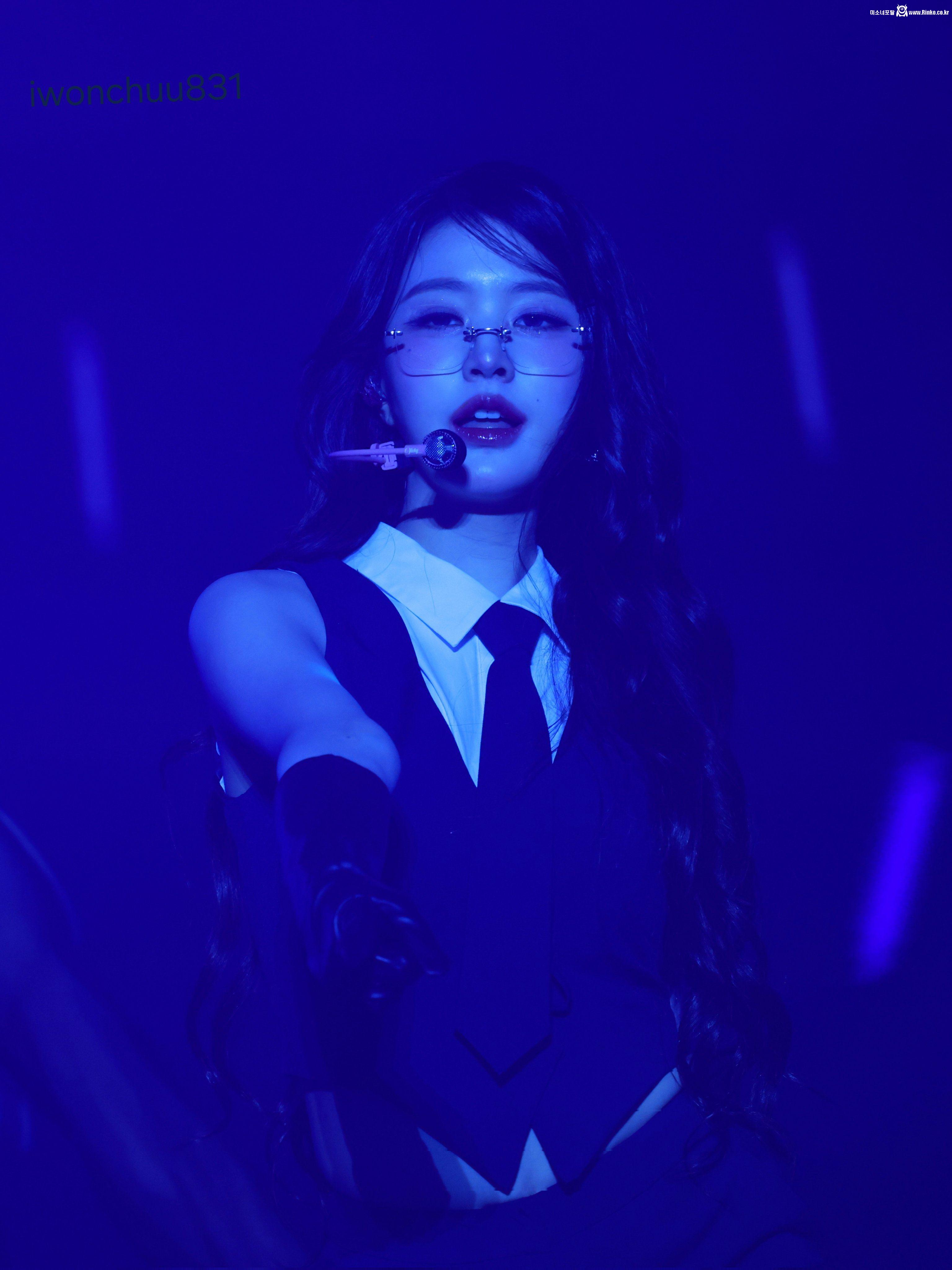 20250405 장원영_114748_1.jpg