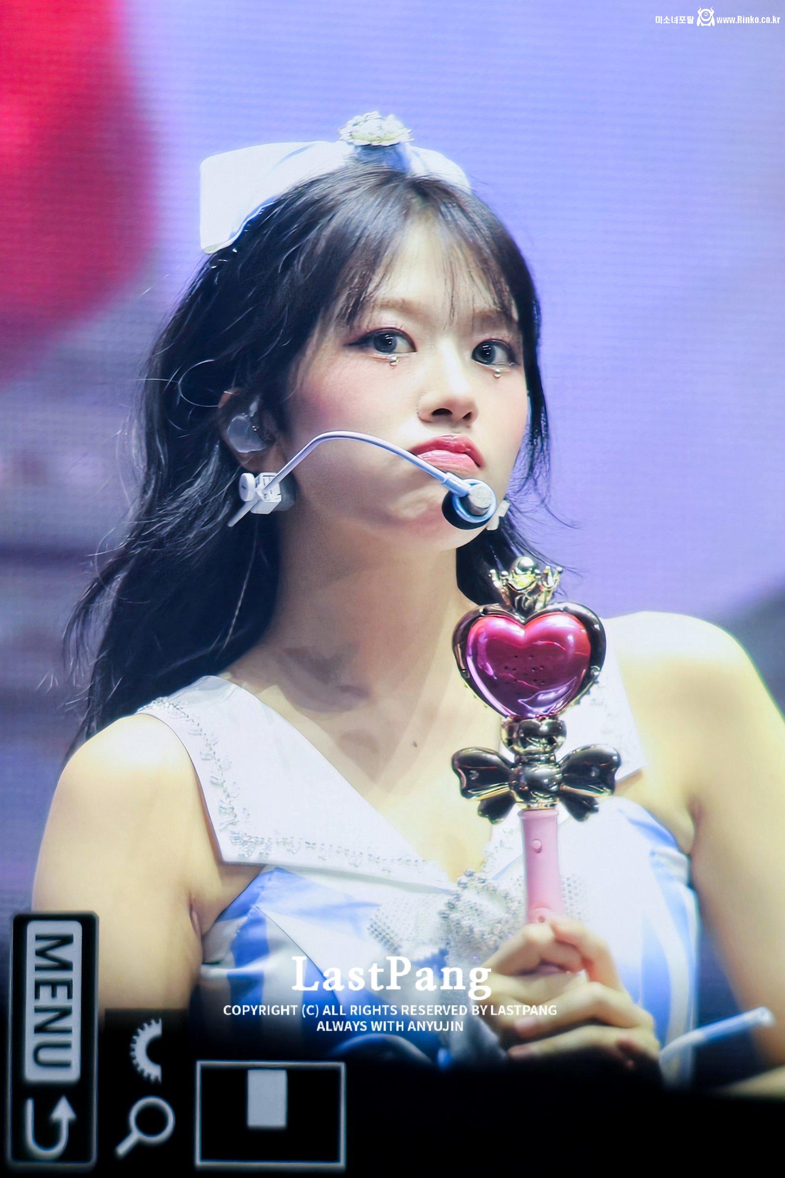 250405 안유진_114750_2.jpg