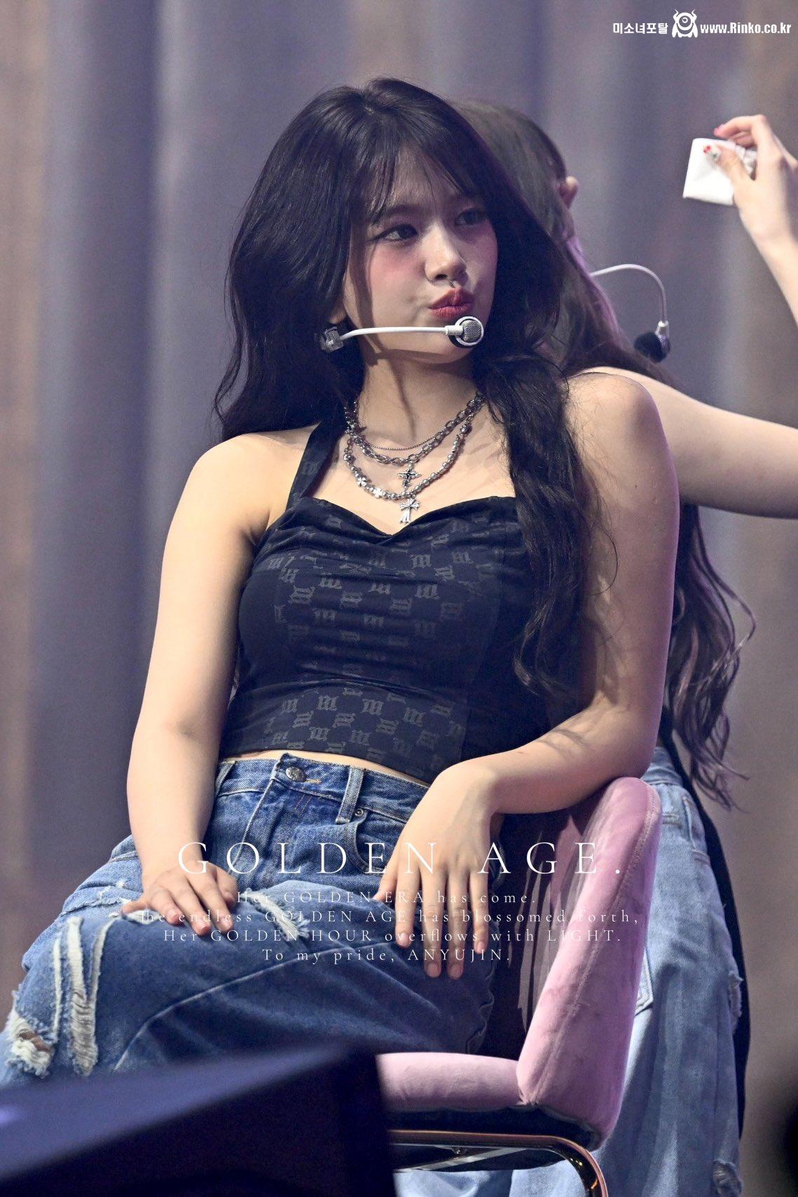 250405 안유진 장원영 가을_114776_4.jpg