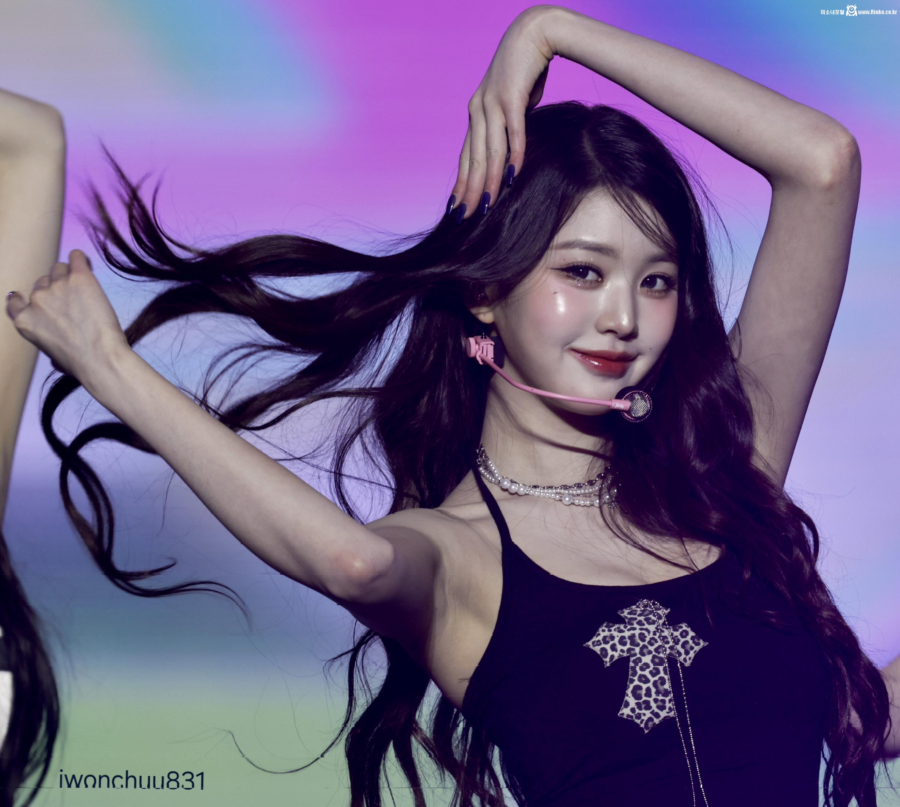 아이브 장원영 겨드랑이_114769_1.jpg