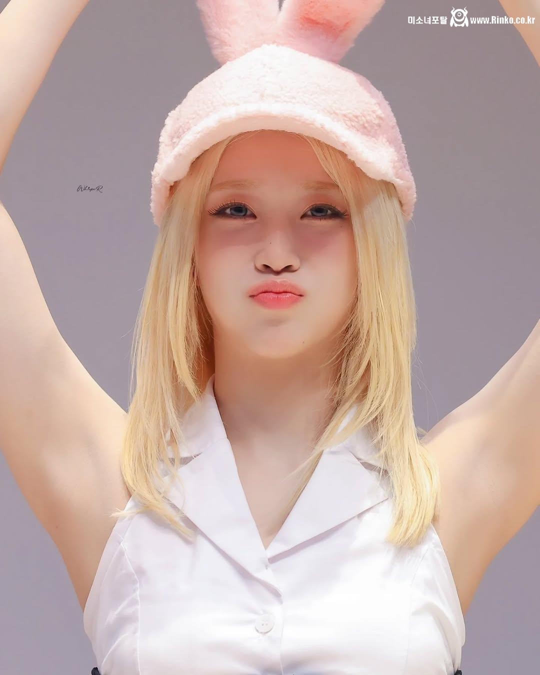 스테이씨 수민_114871_4.jpg