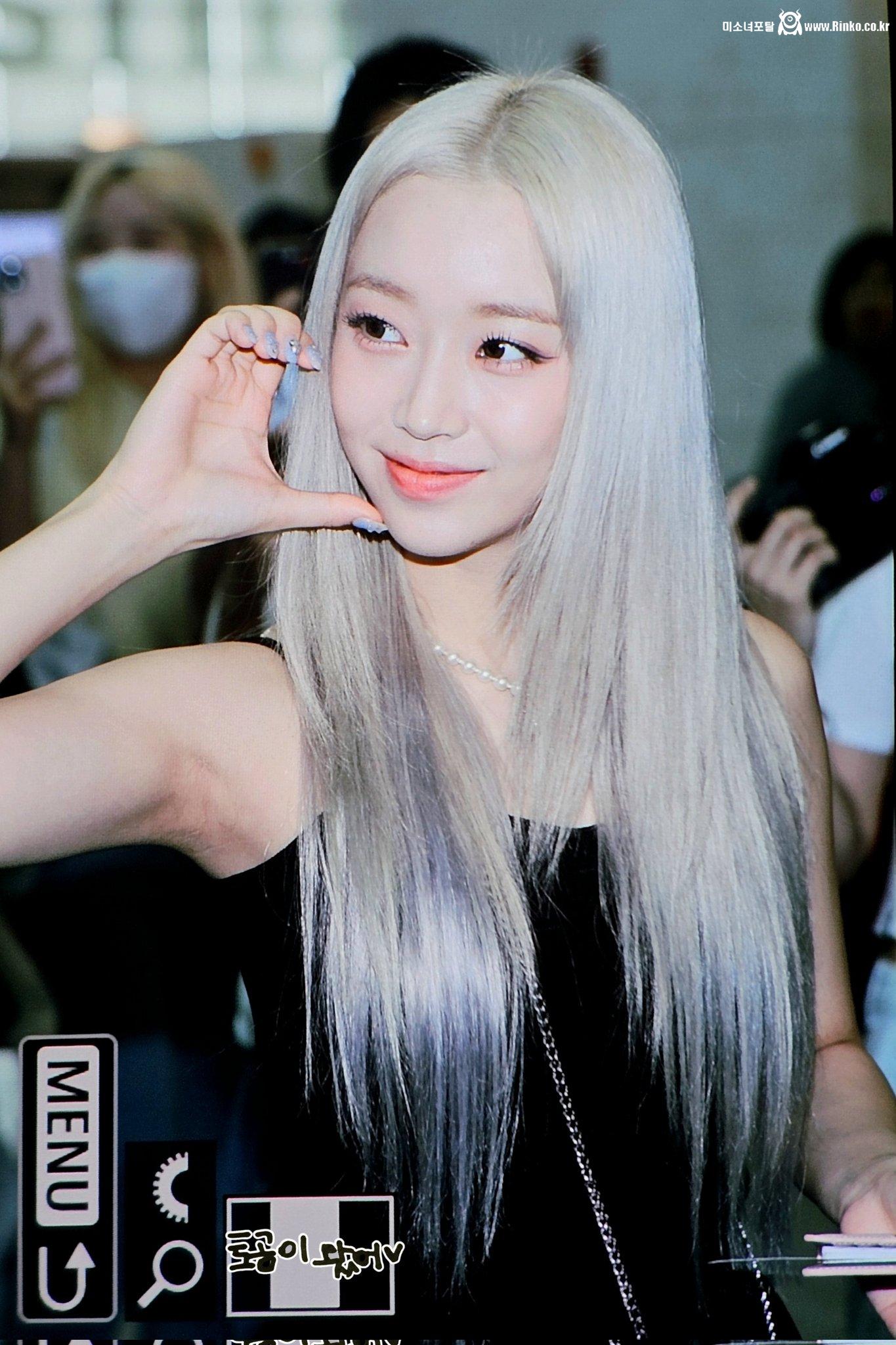 스테이씨 수민_114909_1.jpg