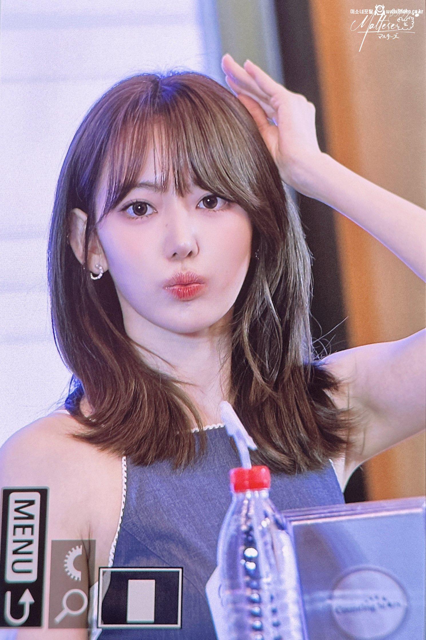 250412 사쿠라 허윤진_115000_1.jpg