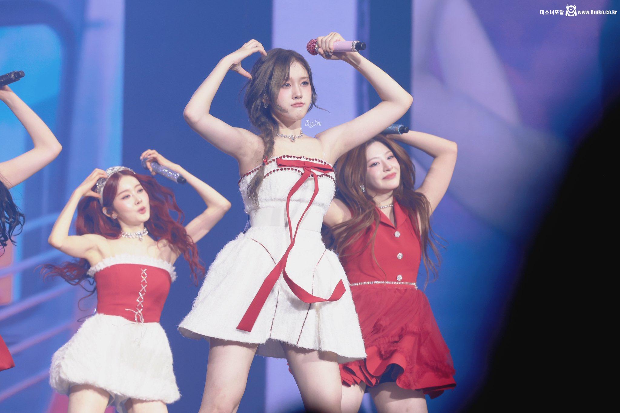 250412 스테이씨 세은 재이 아이사_115038_3.jpg