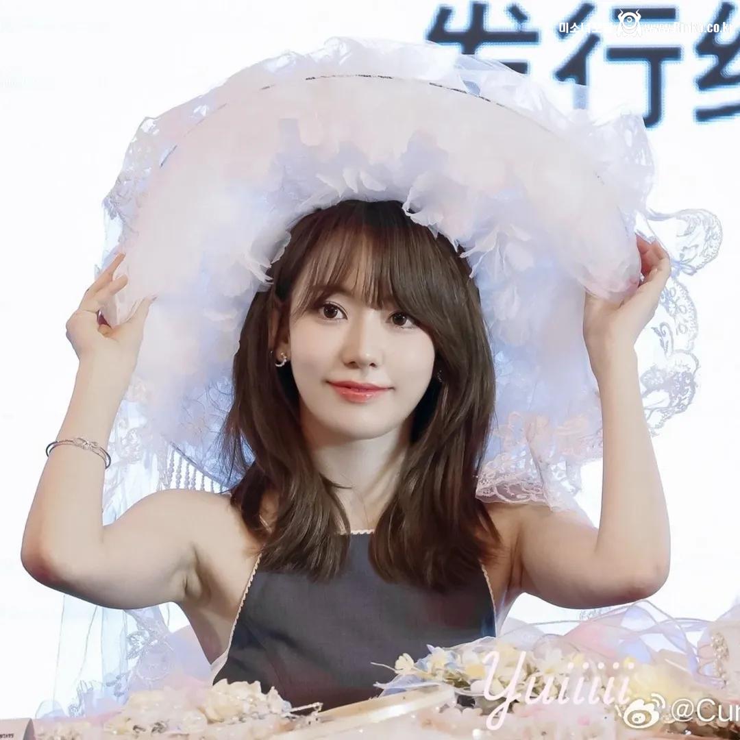 르세라핌 사쿠라 겨드랑이_115092_6.jpg