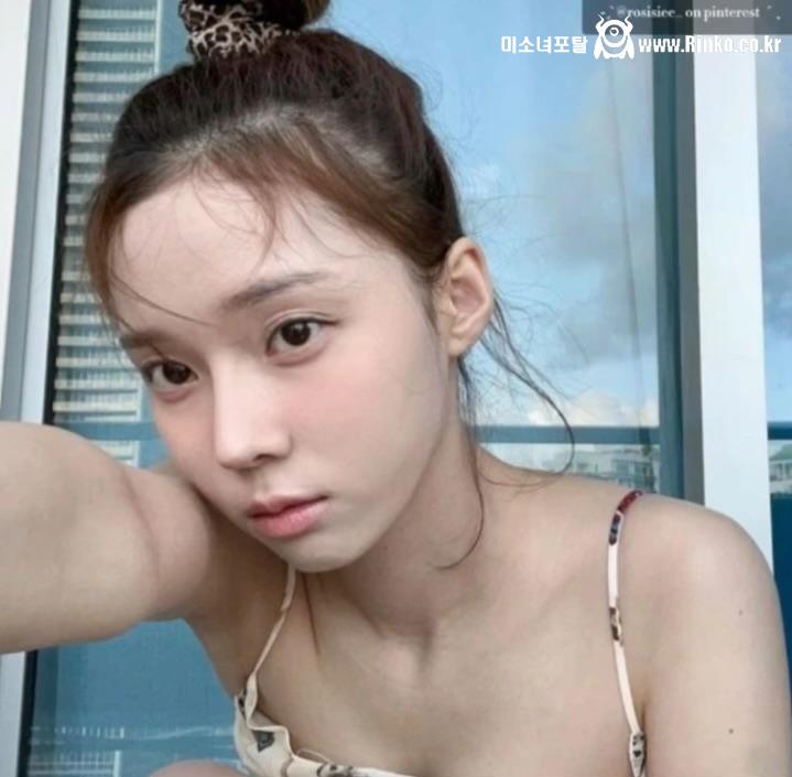 색이 다른 윈터의 양쪽겨_115116_5.jpeg