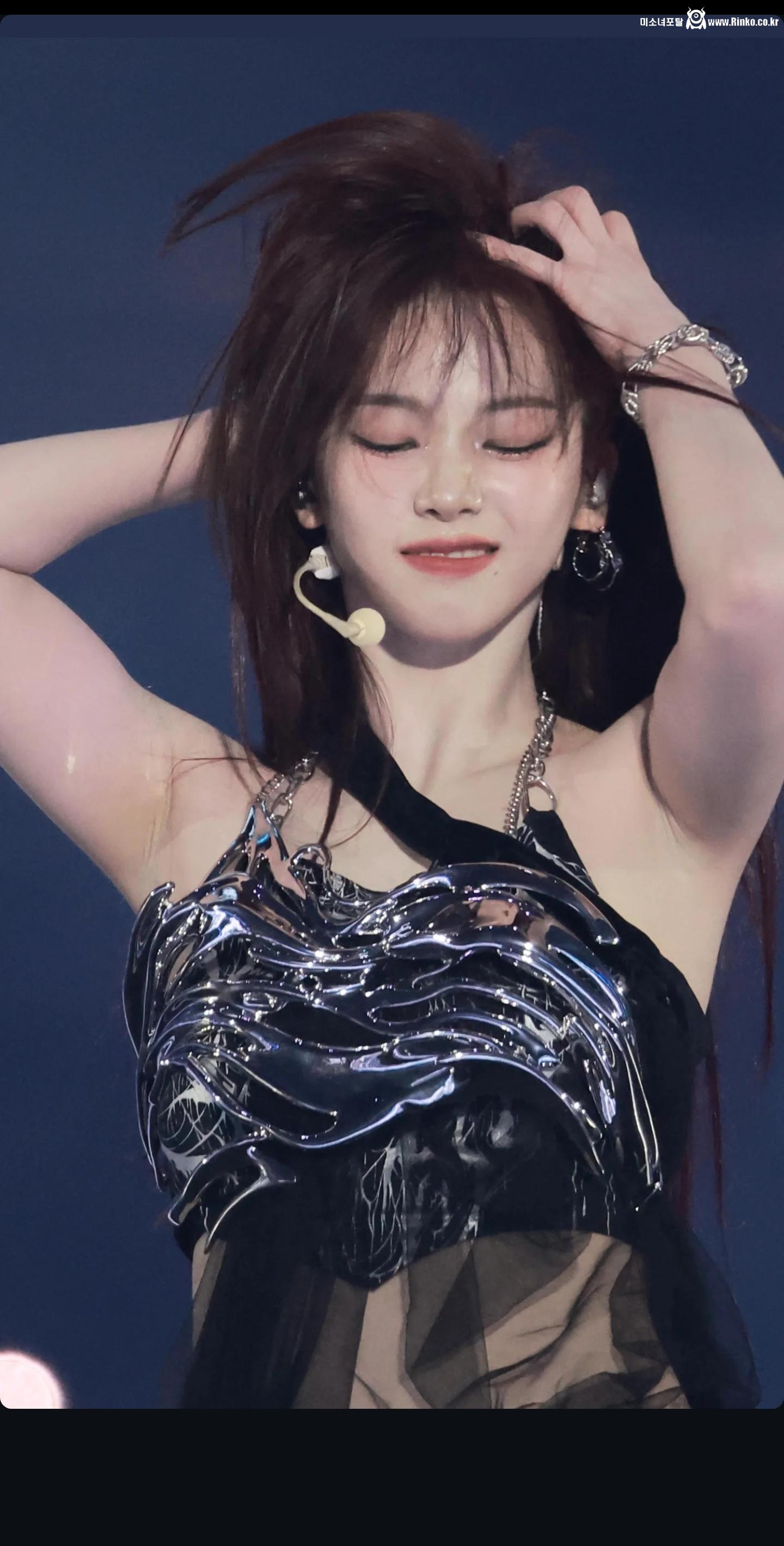 카리나 통겨_115164_1.jpg