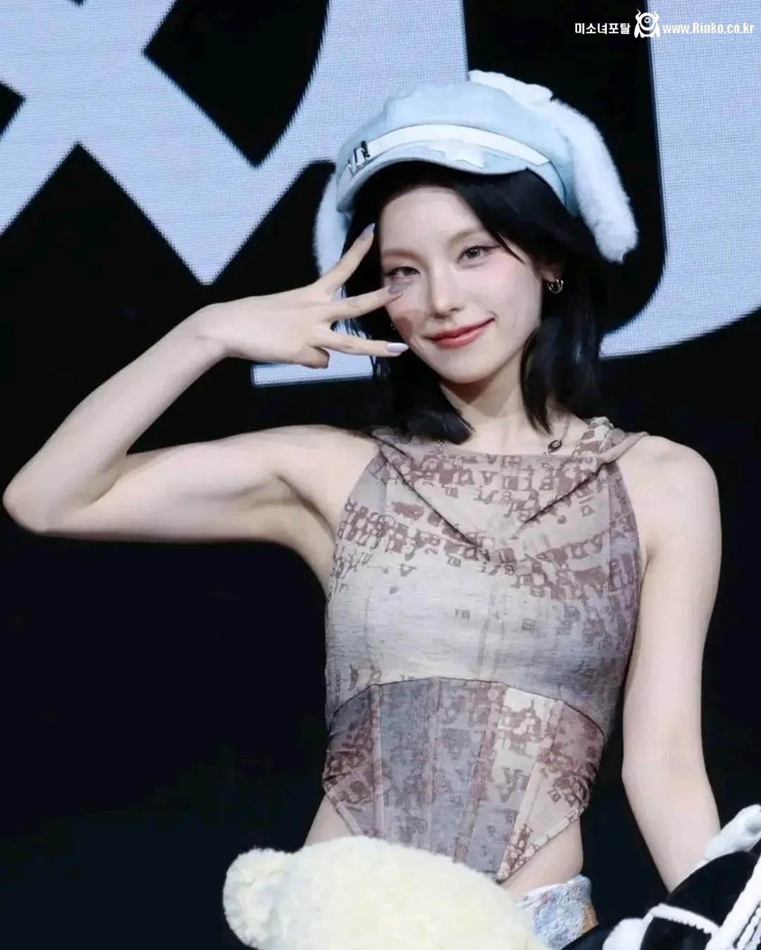 반박불가 겨황_115212_1.webp.jpg