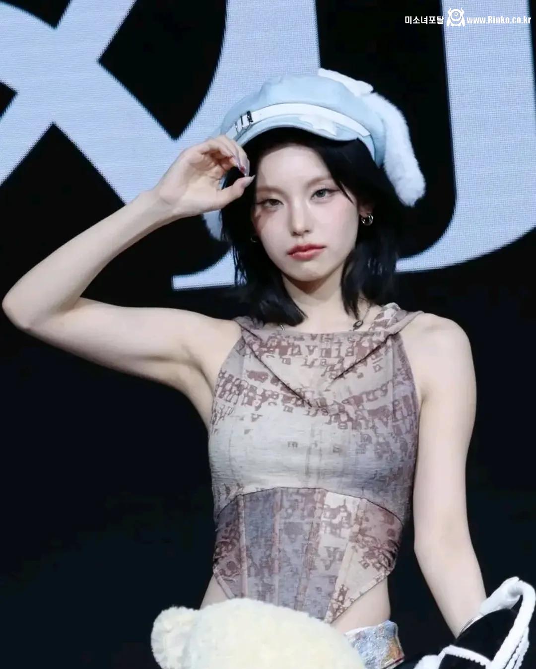 반박불가 겨황_115212_3.webp.jpg