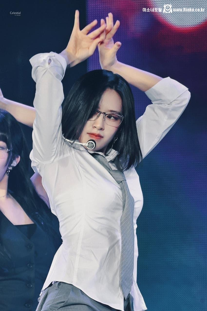 아이브 안유진 겨땀 겨드랑이_115204_1.jpg