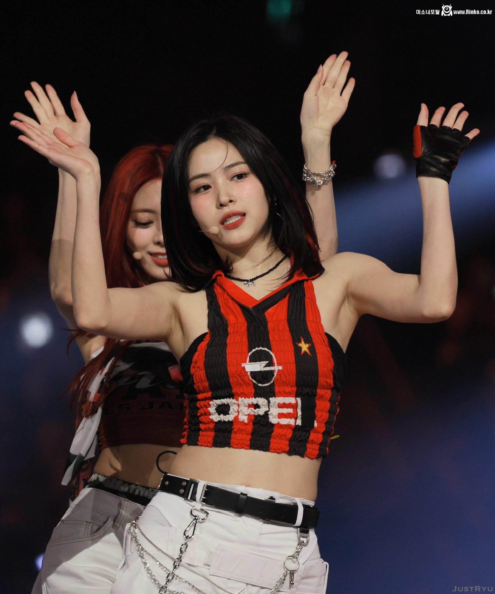 류진 생일기념_115238_2.jpg