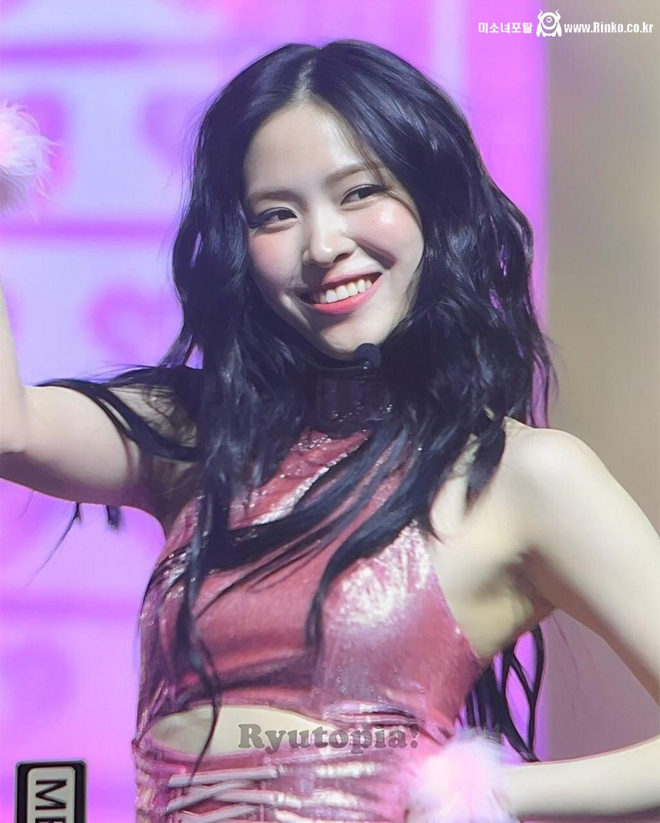 류진 생일기념_115238_45.jpg