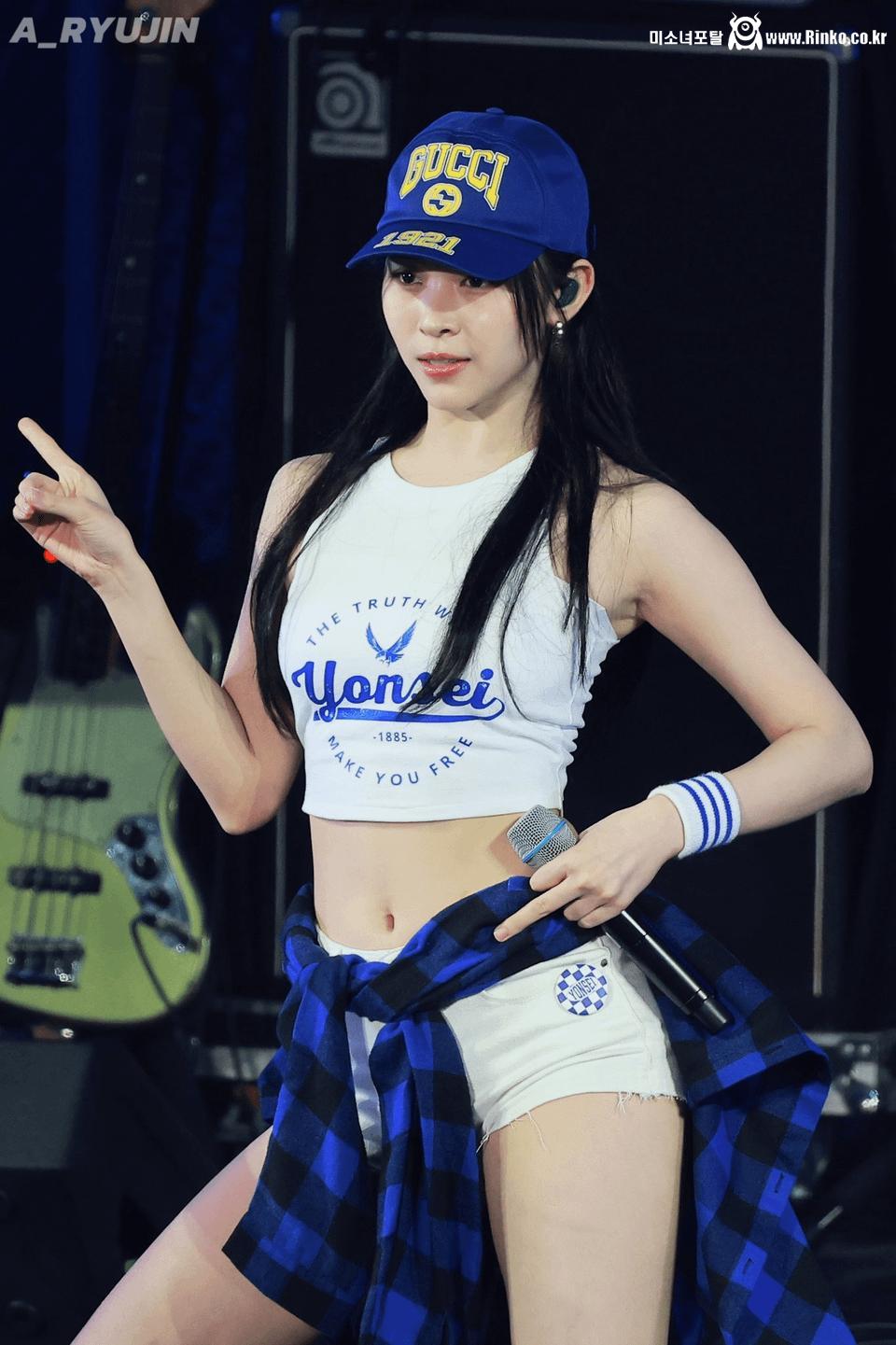 류진 생일기념_115238_47.png.jpg