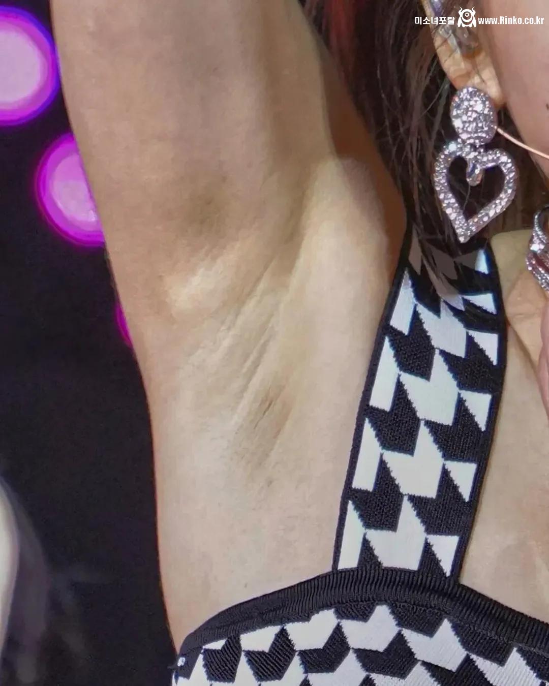 레드벨벳 예리 확대 겨드랑이_115306_2.jpg