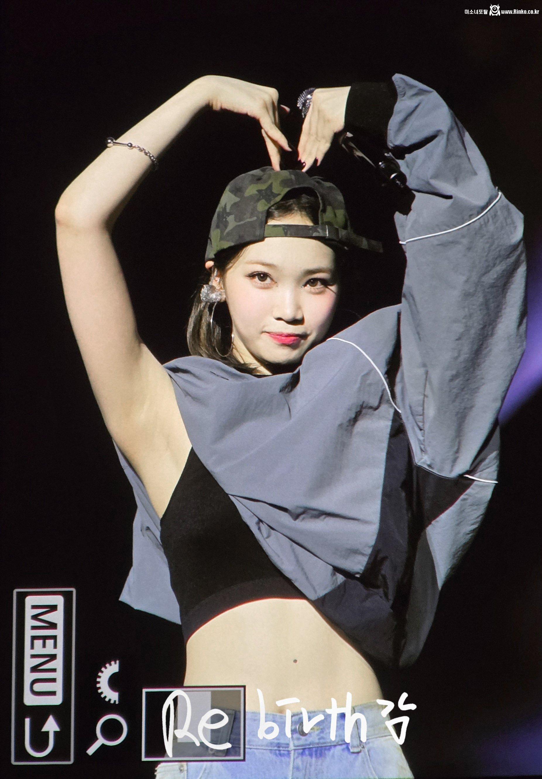 르세라핌 김채원 겨드랑이 (250419)_115390_3.jpg