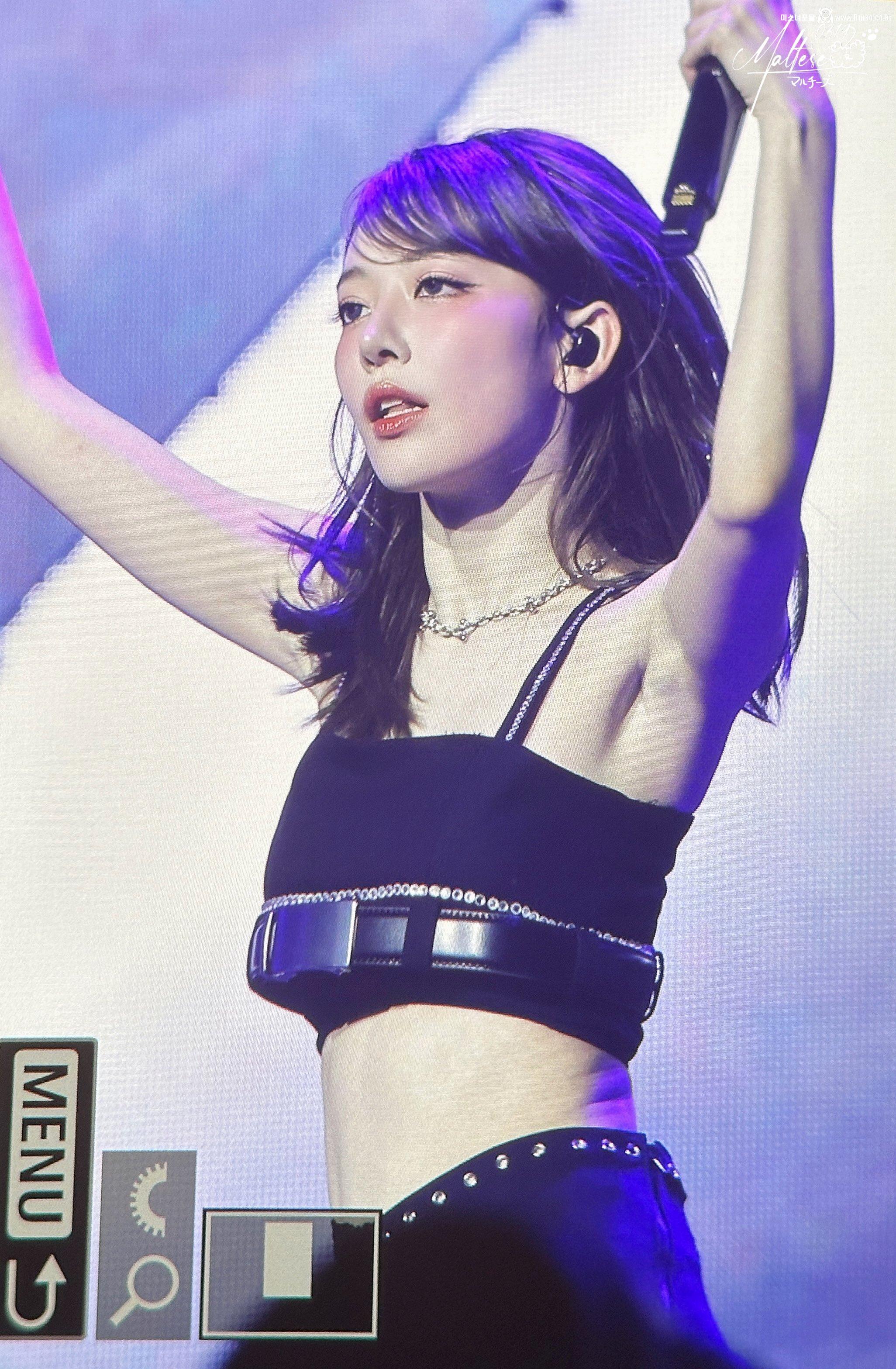 250420 사쿠라 허윤진_115415_5.jpg