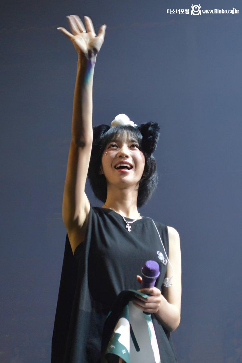 오마이걸 유빈, 유아_115450_3.jpg