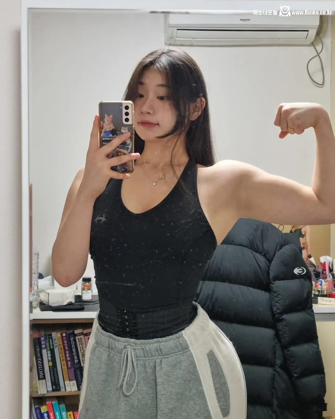 급식충인데 겨갤이랑 인스타 때문에 인생 좆됐음_115512_17.webp.jpg