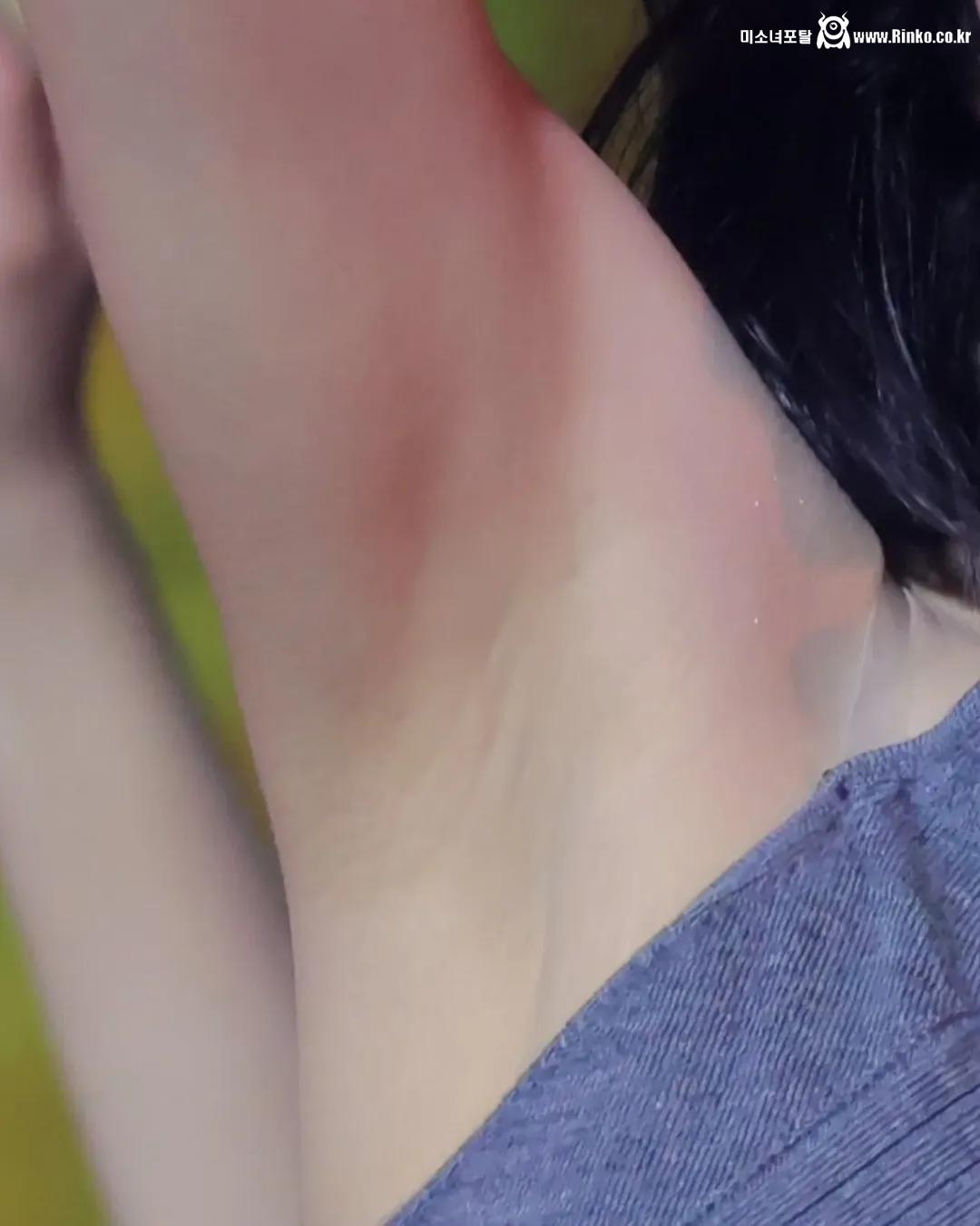 있지 예지 확대 겨드랑이_115658_2.jpg