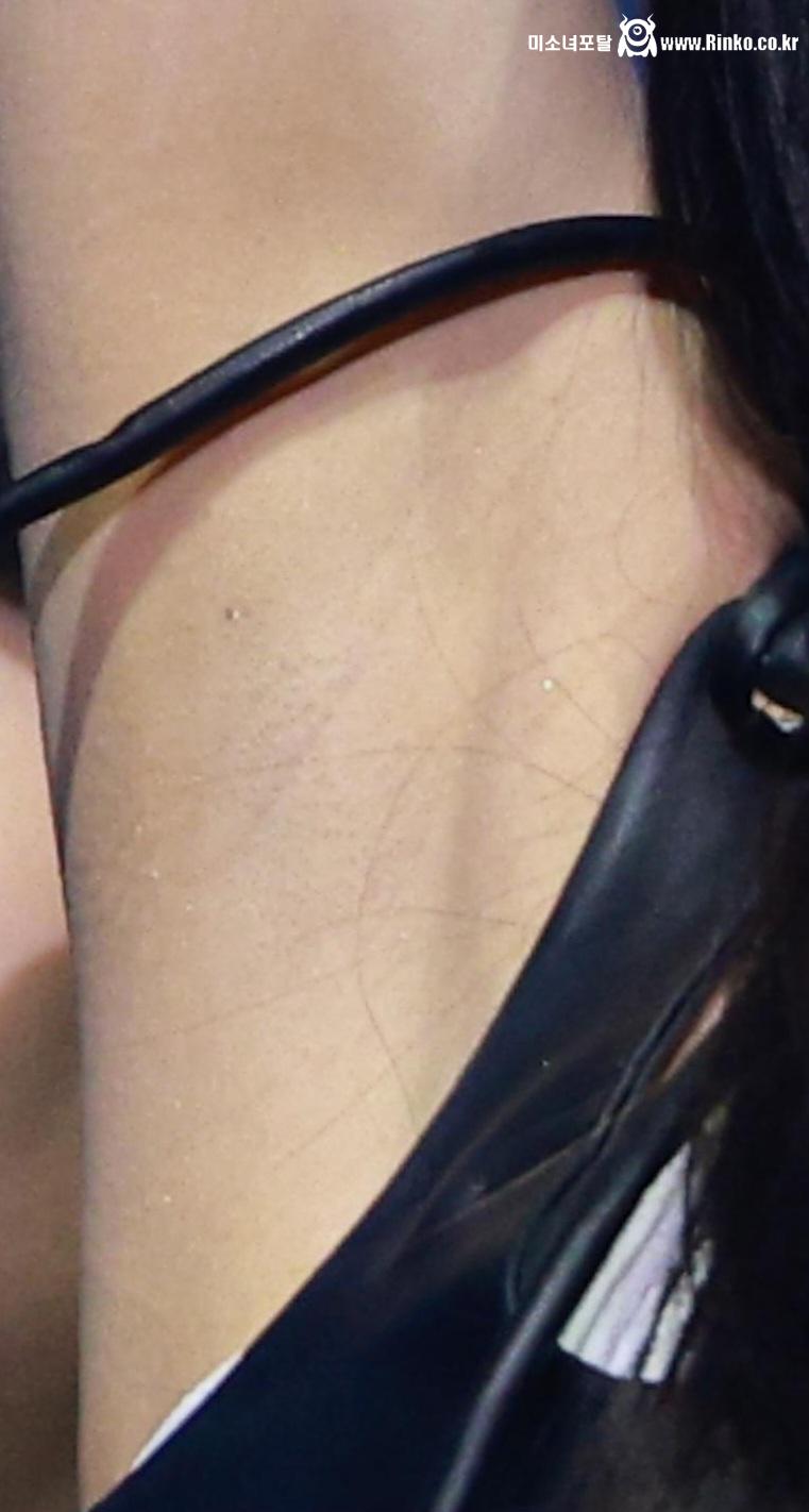 있지 예지 확대 겨드랑이_115724_1.jpg