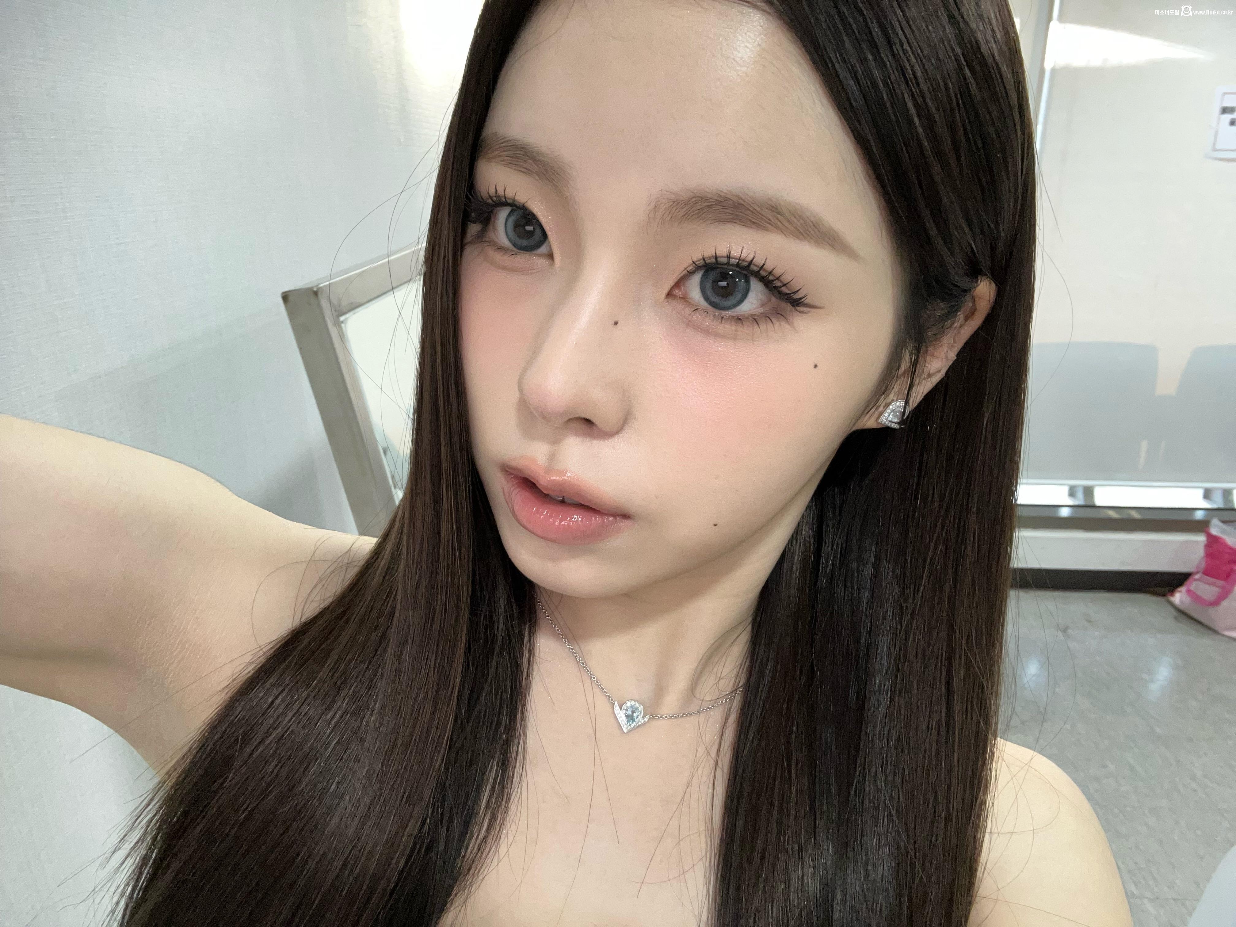 귀여운 앙큼 고양이_115833_1.jpg