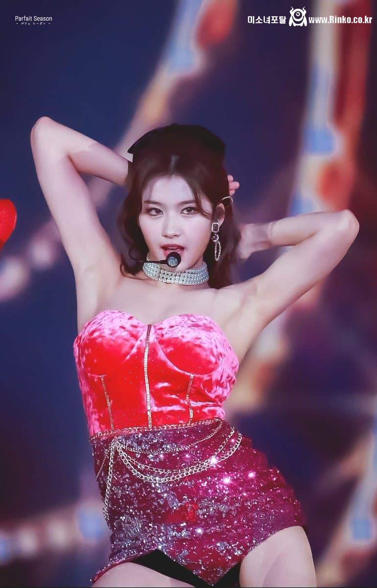 사나 리즈시절 페로몬_115846_2.jpg